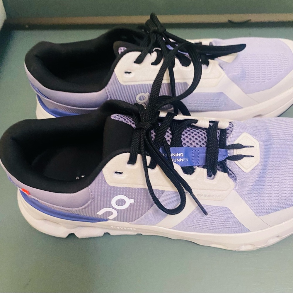 On Running Cloud Runner 2 in Nimbus and Blueberry - Picture 9 of 16